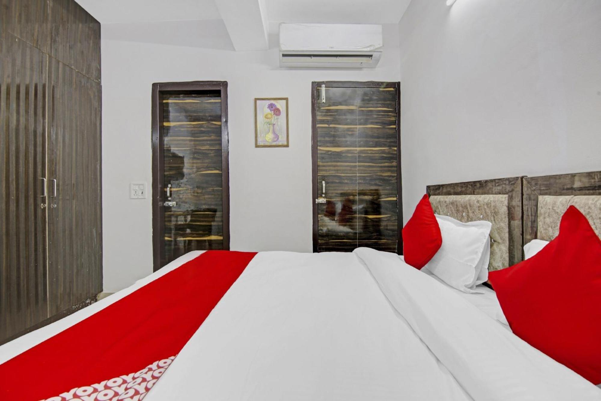 Hotel Green Olive Új-Delhi Kültér fotó