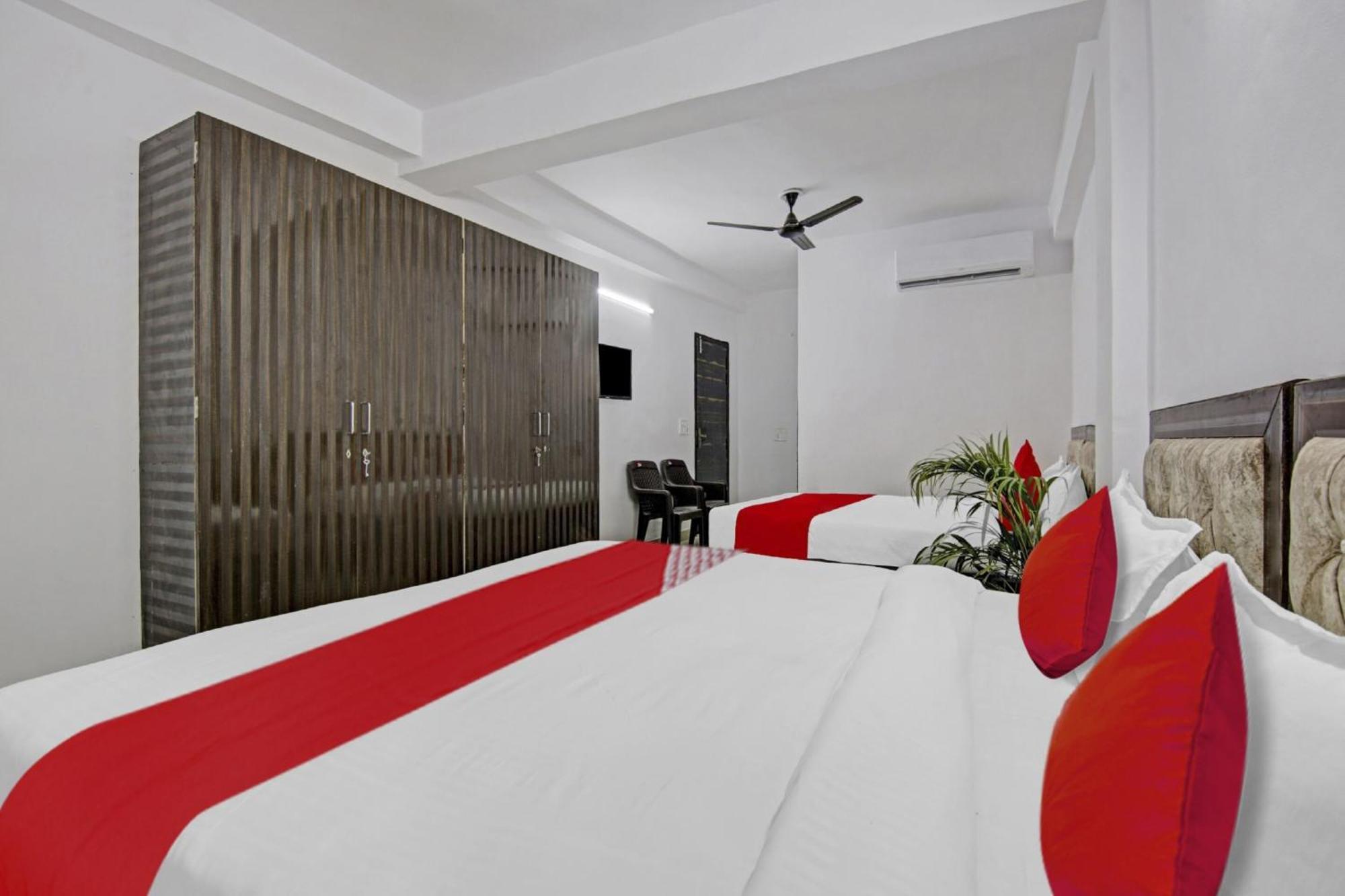 Hotel Green Olive Új-Delhi Kültér fotó